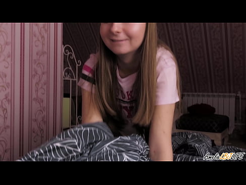 ❤️ Blondinė giliai čiulpia savo BFF ir gauna spermos į burną ❤️❌ Šlapi prie porno lt.teencumpot.ru ❌